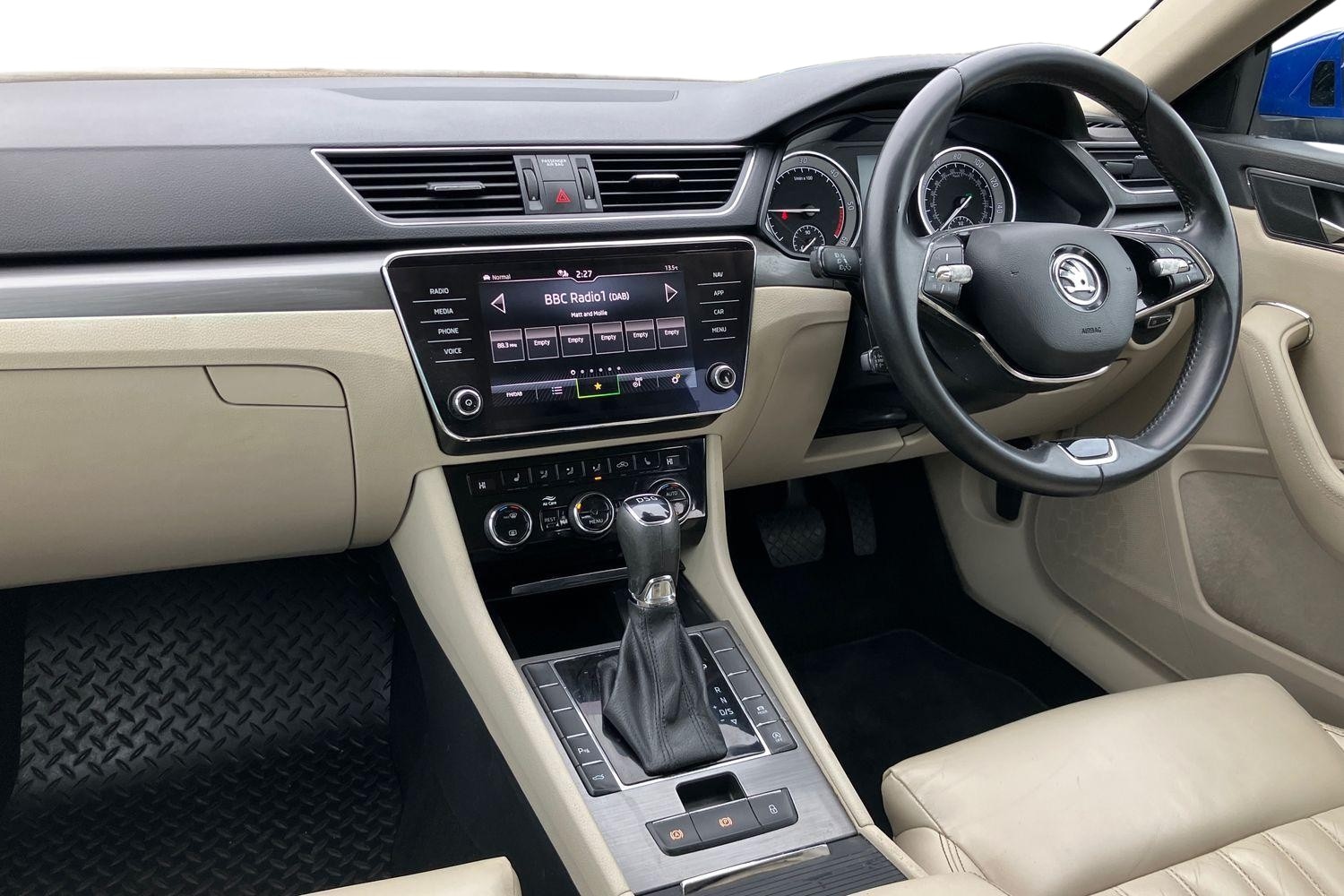 Used Skoda Superb 2021 for sale - 77608352: Photo 4