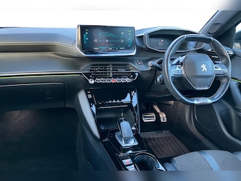 Used Peugeot 2008 2021 for sale - 76863371: Photo