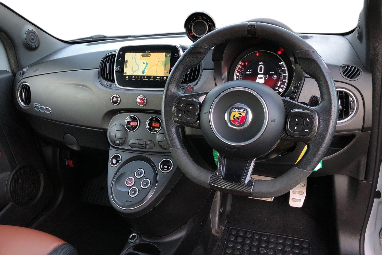Used Abarth 595 2018 for sale - 77037385: Photo 3