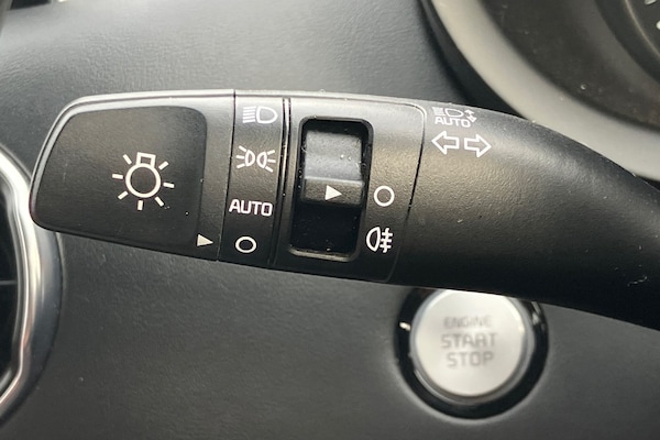 Used Kia Stinger 2019 for sale - 75385467: Photo 15