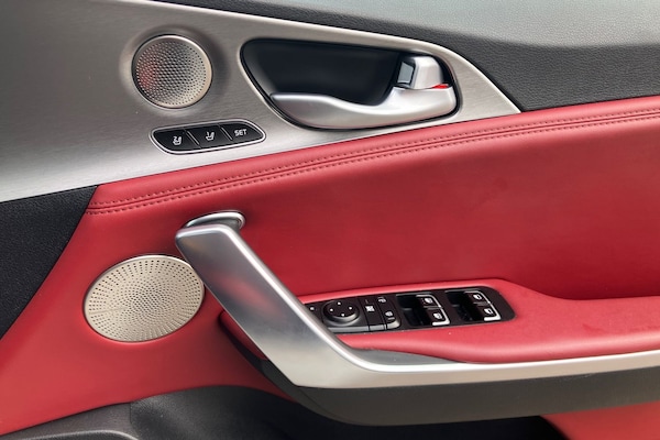 Used Kia Stinger 2019 for sale - 75385467: Photo 19