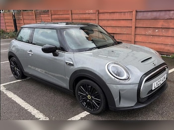 2022 - 135kW Cooper S Level 2 33kWh 3dr Auto