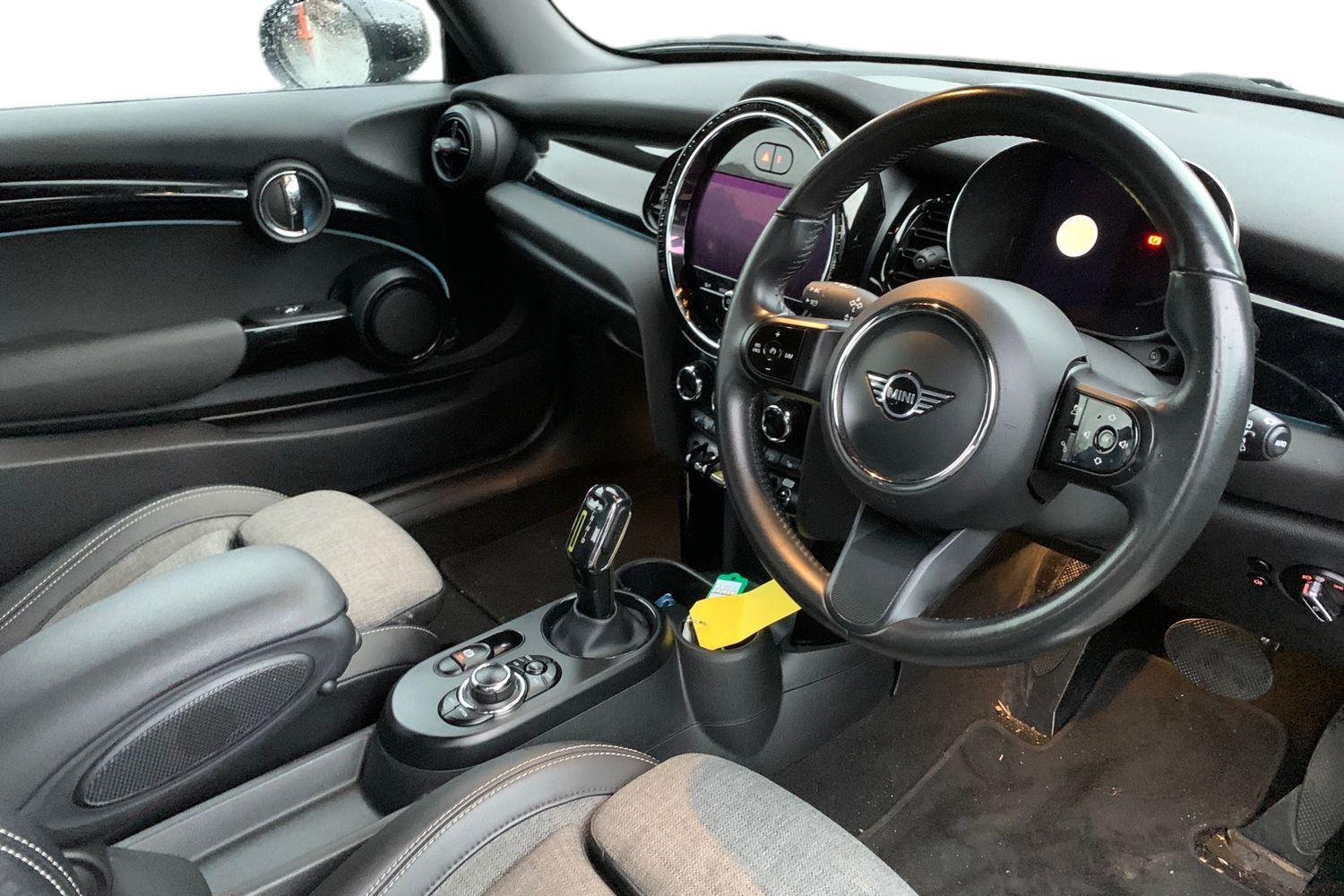 Used MINI Hatch 2022 for sale - 76798514: Photo 3