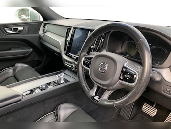 Used Volvo XC60 2019 for sale - 78062141: Photo