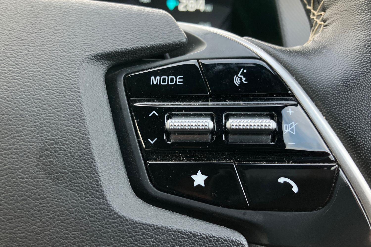 Used Kia EV6 2023 for sale - 77527635: Photo 13