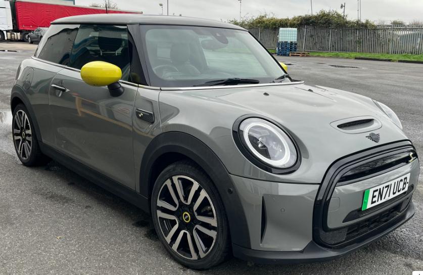 Used MINI Hatch 2021 for sale - 76662155: Photo 1