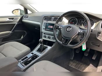 Used Volkswagen Golf 2017 for sale - 79696553: Photo
