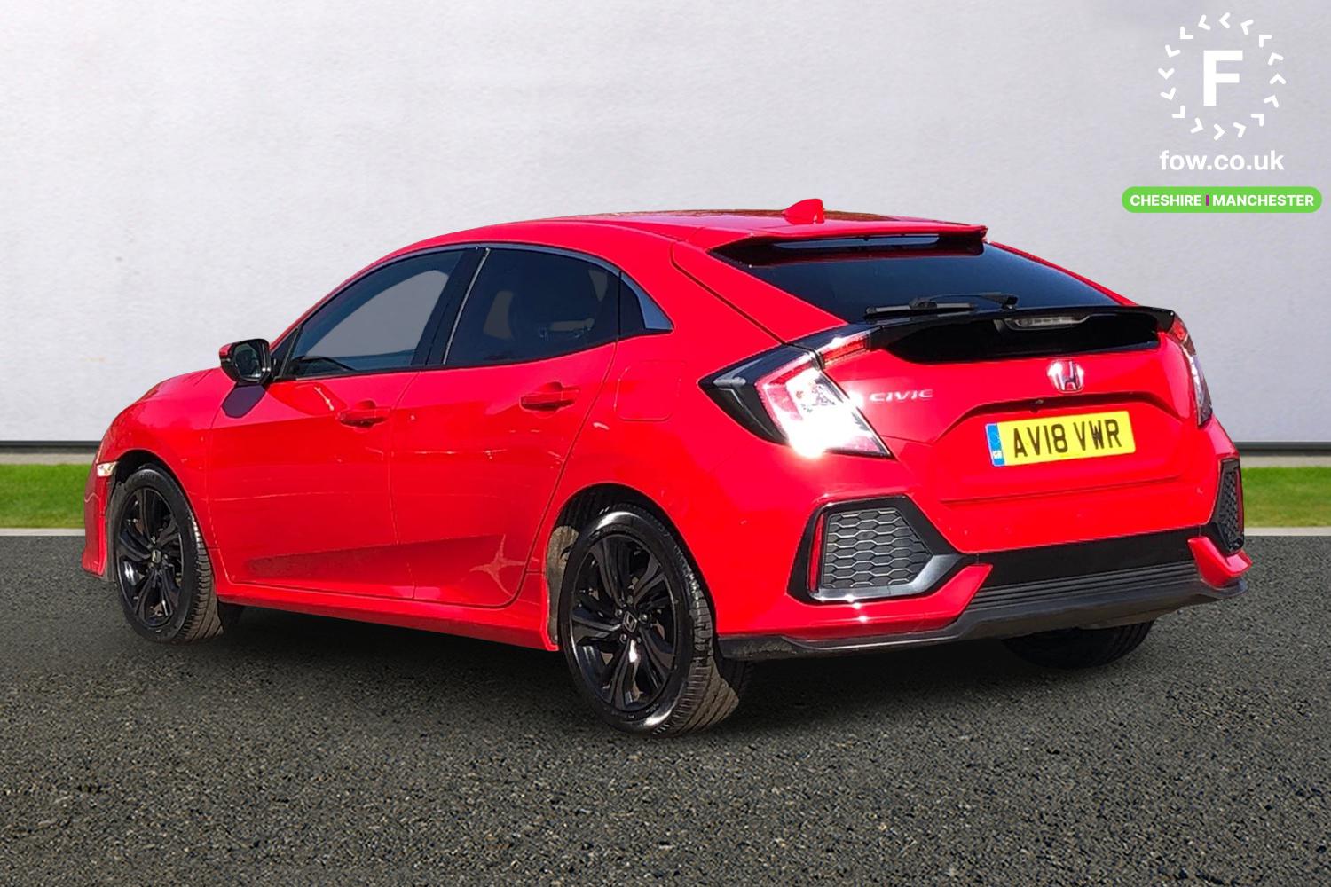 Used Honda Civic 2018 for sale - 77919479: Photo 2