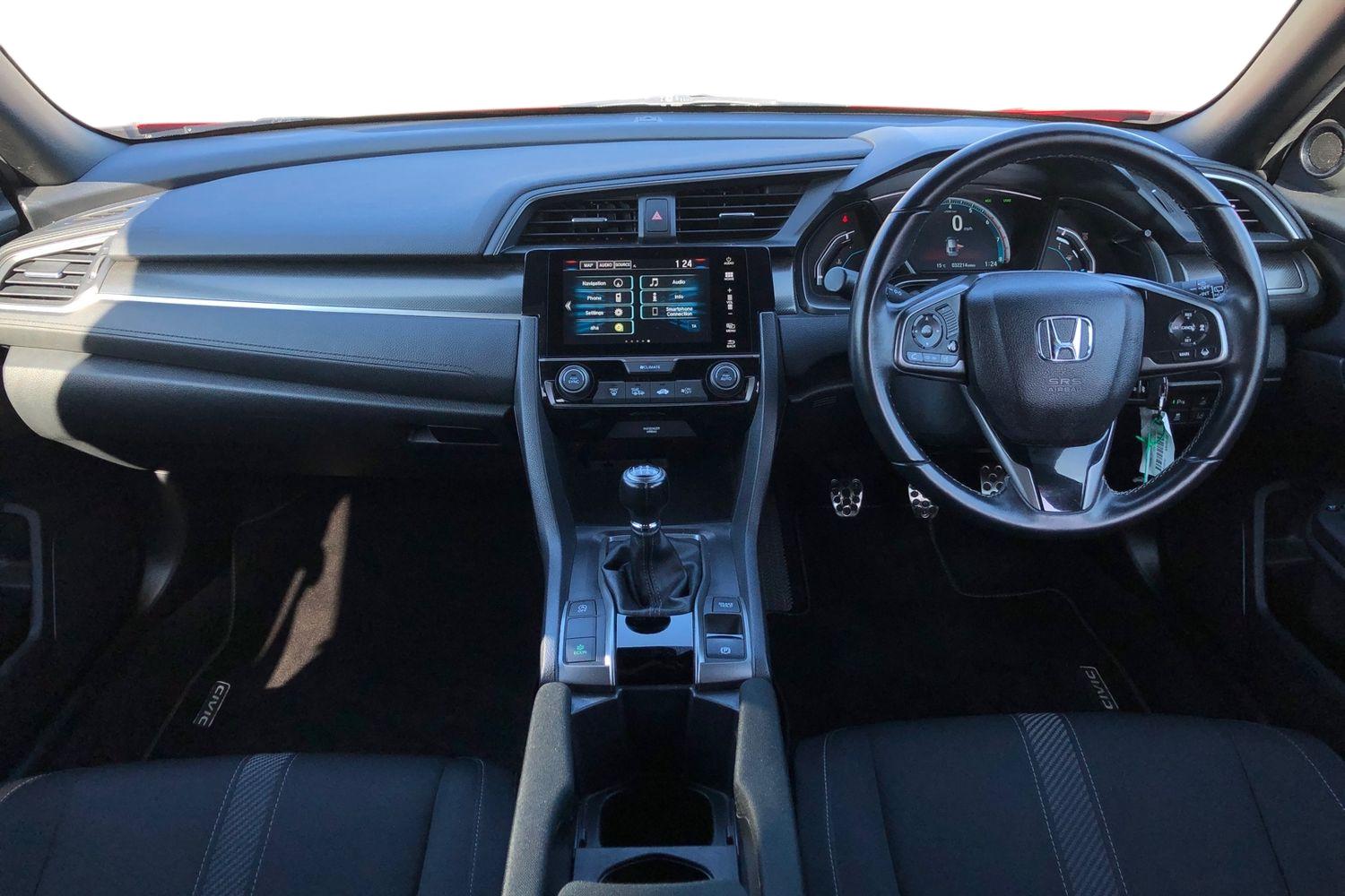 Used Honda Civic 2018 for sale - 77919479: Photo 3