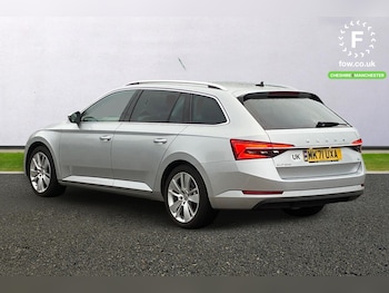 Used Skoda Superb 2021 for sale - 76224679: Photo