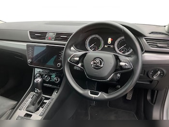 Used Skoda Superb 2021 for sale - 76224679: Photo