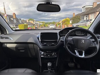 Used Peugeot 2008 2017 for sale - 78876179: Photo