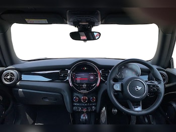 Used MINI Hatch 2023 for sale - 79125617: Photo