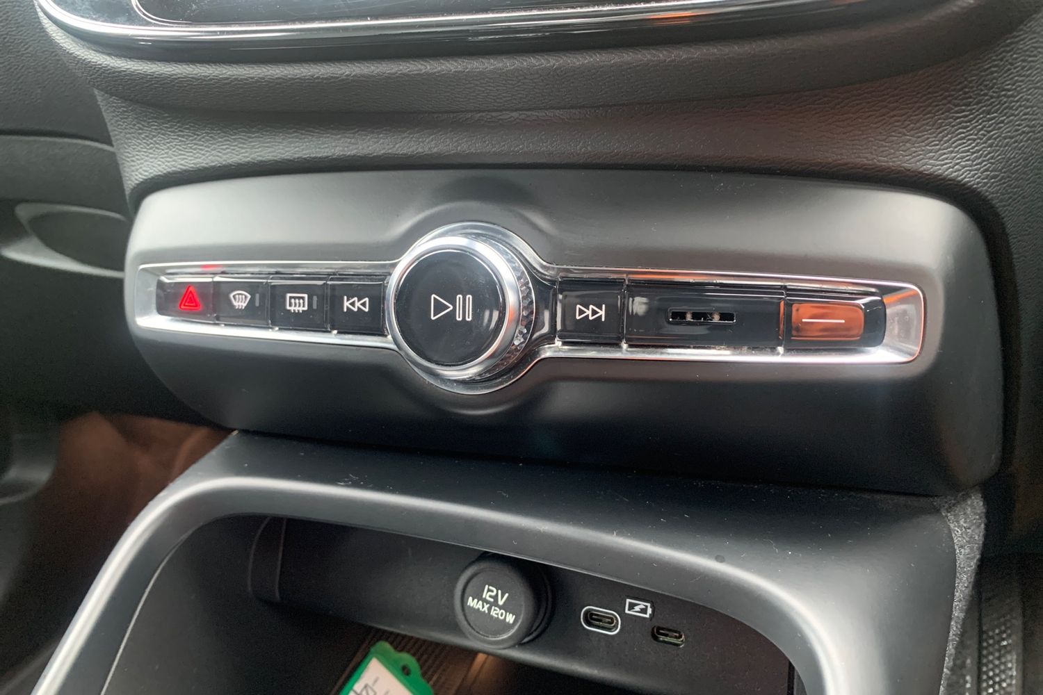 Used Volvo XC40 2022 for sale - 77294434: Photo 11