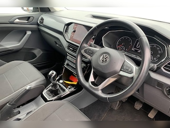 Used Volkswagen T-Cross 2019 for sale - 78084103: Photo