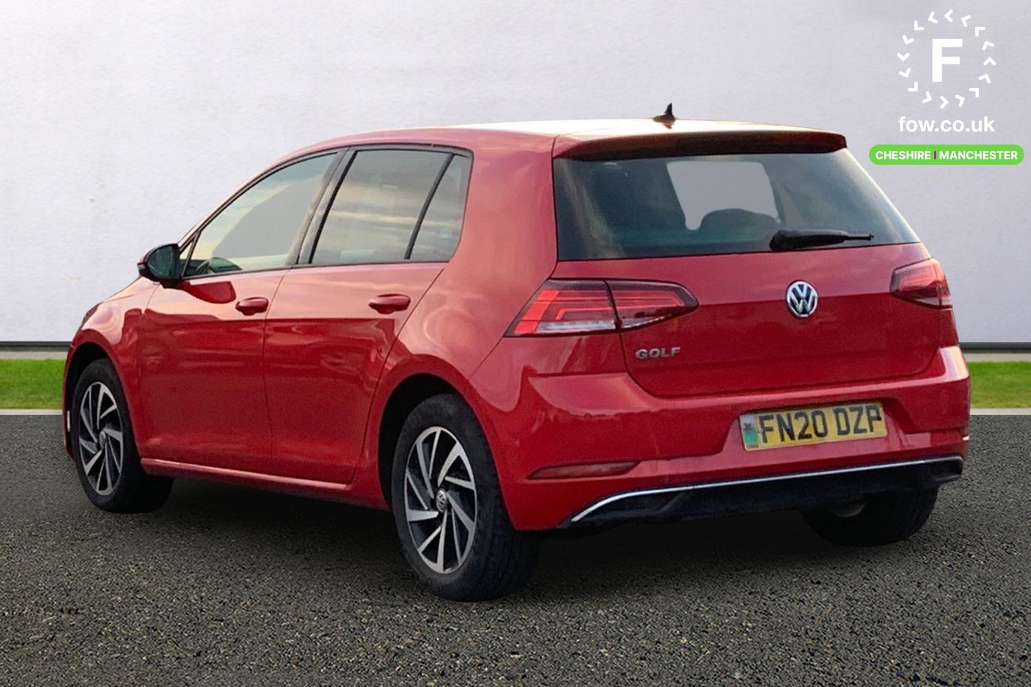 Used Volkswagen Golf 2020 for sale - 76774539: Photo 2