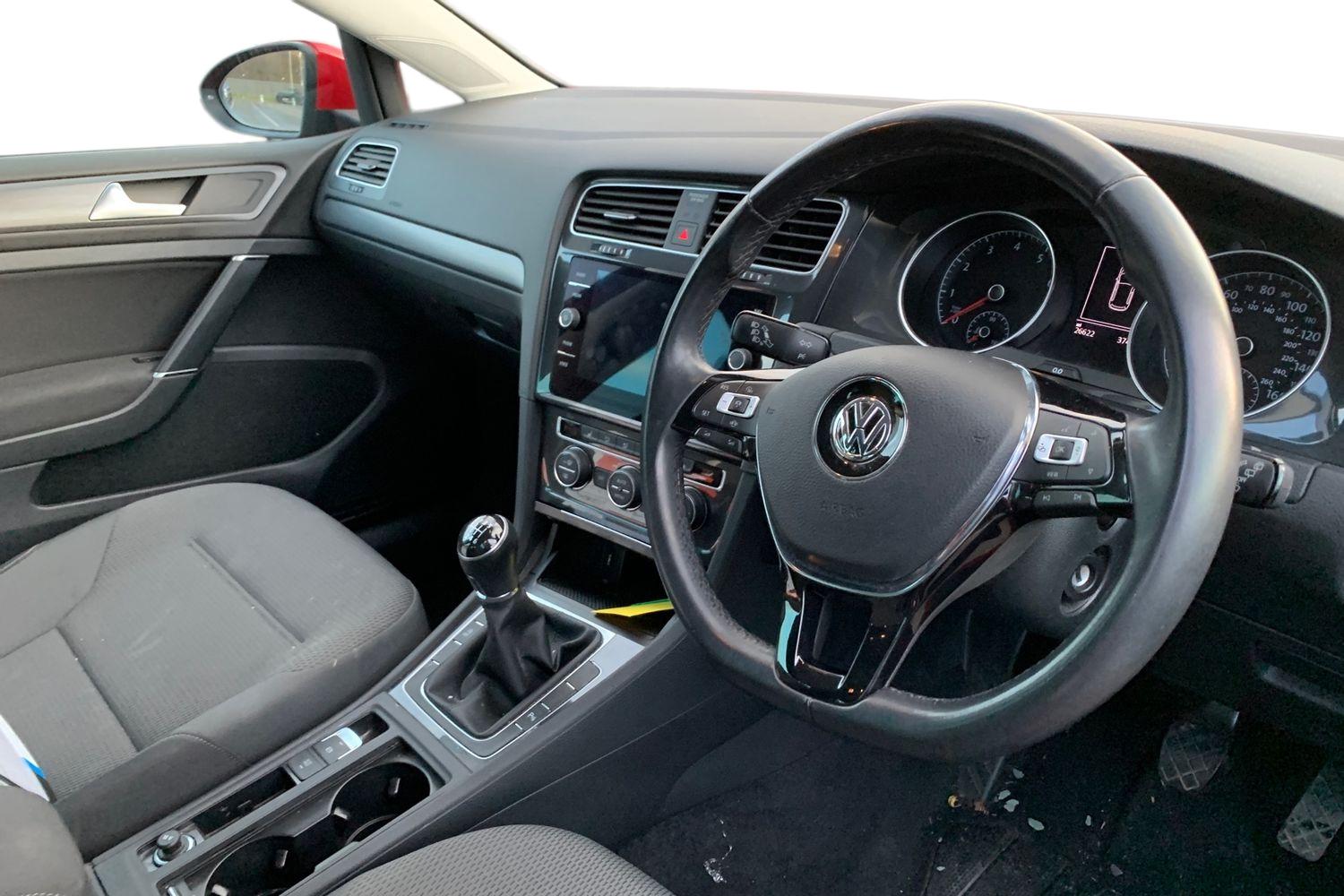 Used Volkswagen Golf 2020 for sale - 76774539: Photo 3