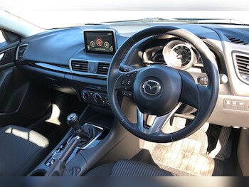 Used Mazda Mazda3 2016 for sale - 75924876: Photo
