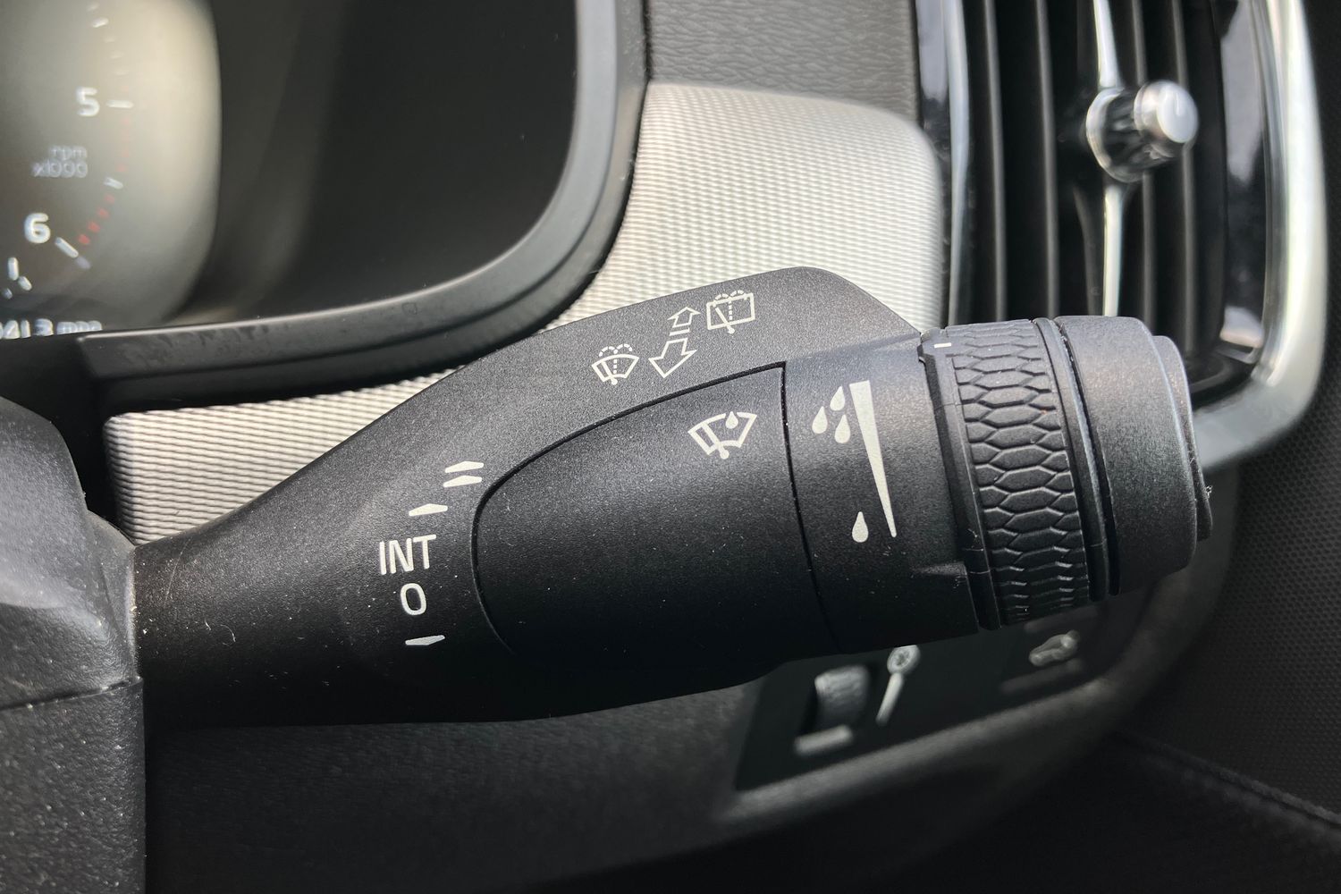 Used Volvo V90 2018 for sale - 76320303: Photo 17