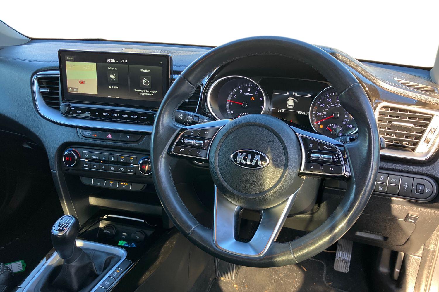 Used Kia XCeed 2020 for sale - 76641780: Photo 3