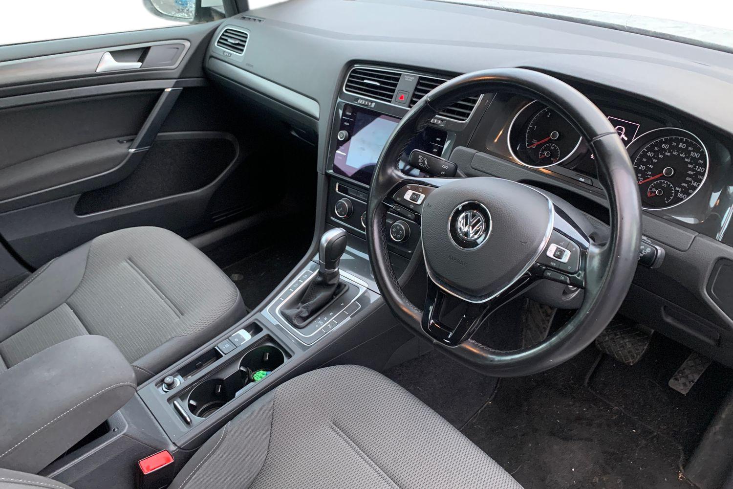 Used Volkswagen Golf 2018 for sale - 76334483: Photo 3