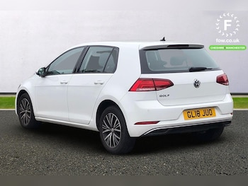 Used Volkswagen Golf 2018 for sale - 76115080: Photo 2