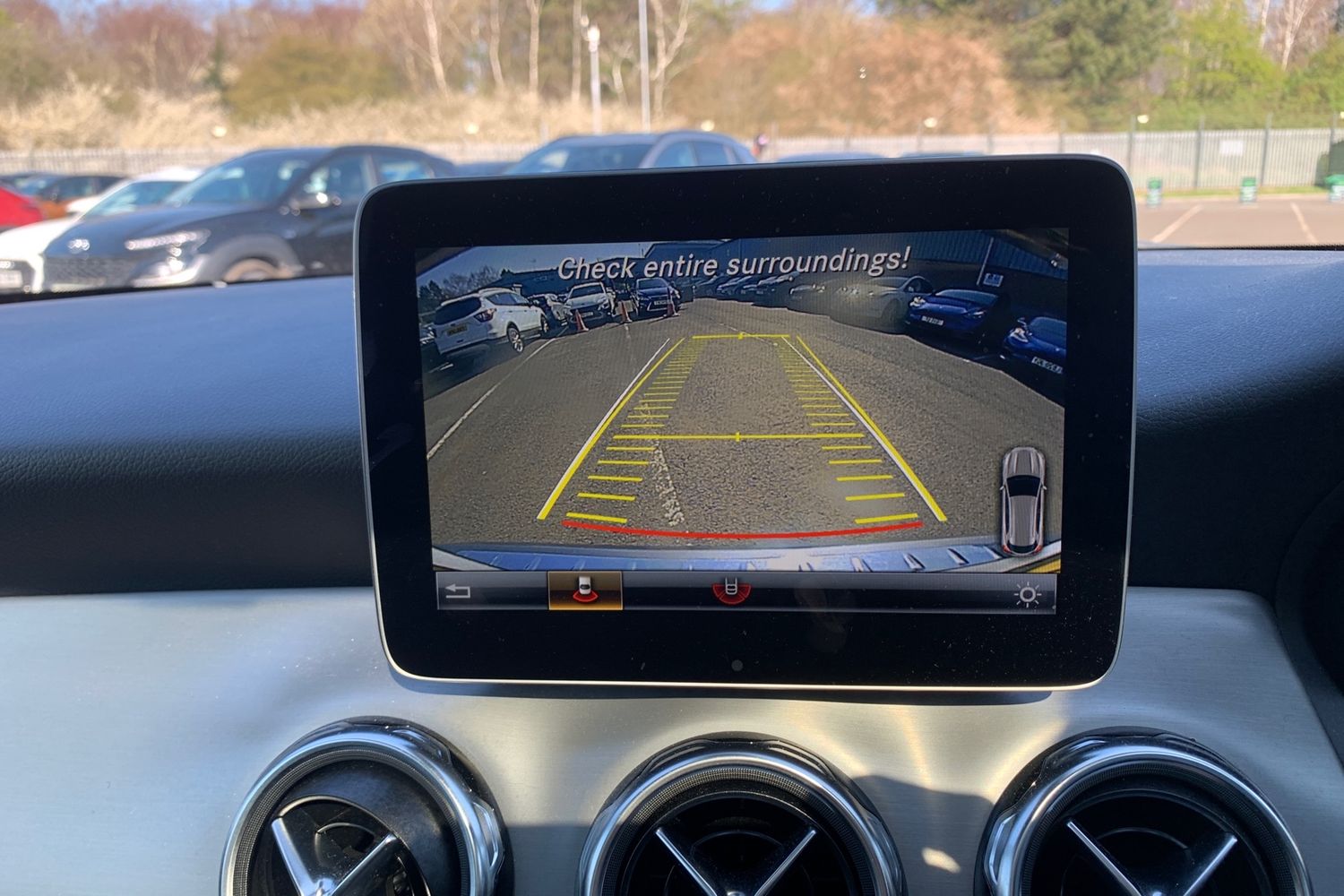 Used Mercedes-Benz GLA 2019 for sale - 77473125: Photo 12