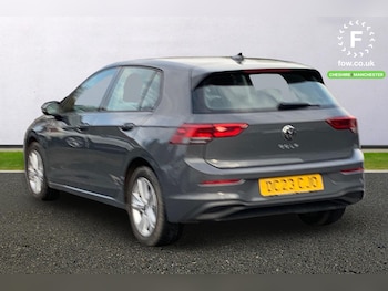 Used Volkswagen Golf 2023 for sale - 76828008: Photo