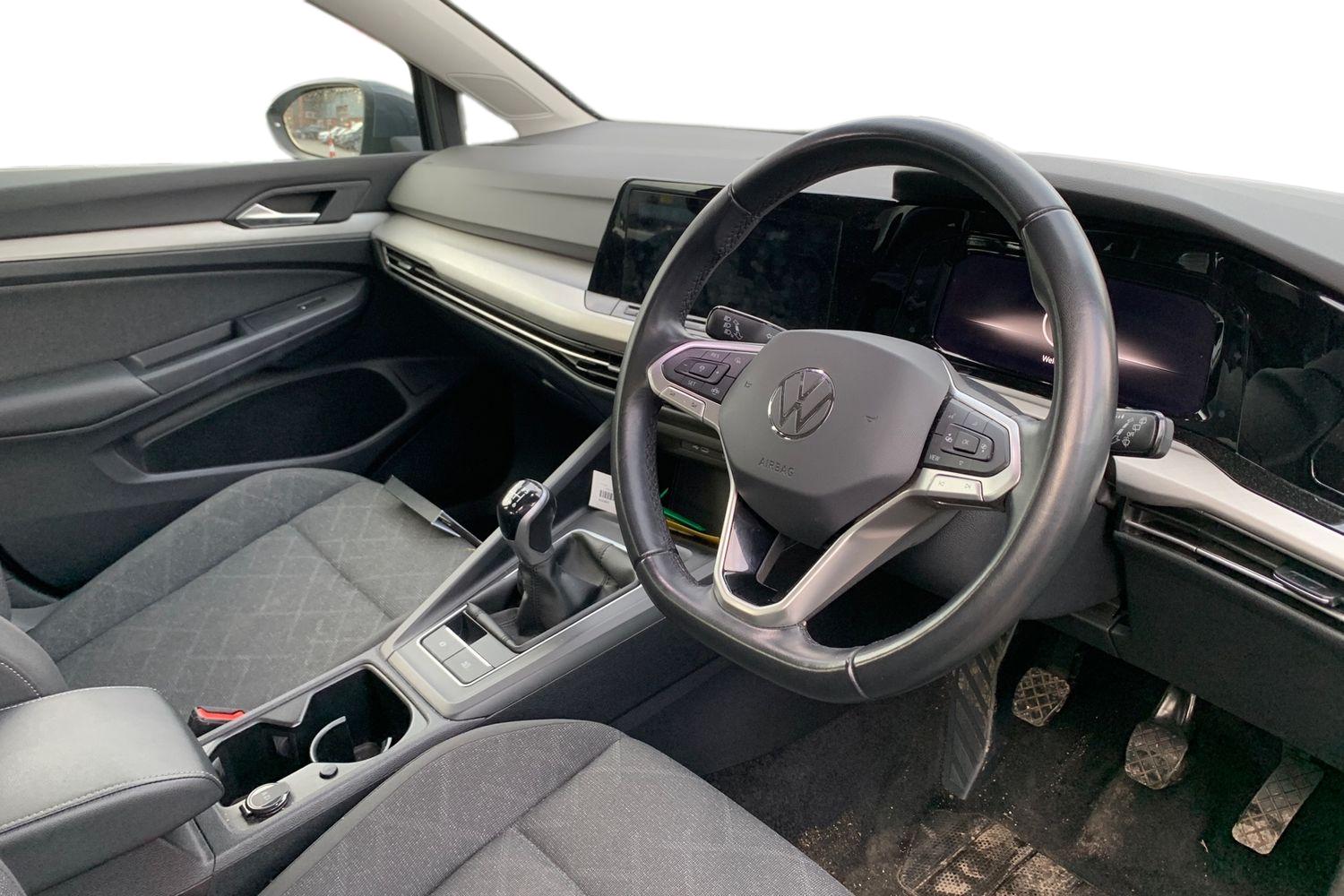 Used Volkswagen Golf 2023 for sale - 76828008: Photo 3