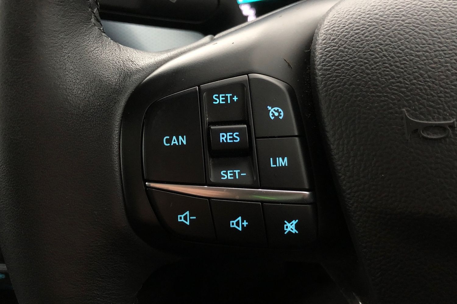 Used Ford Focus 2020 for sale - 77026599: Photo 6