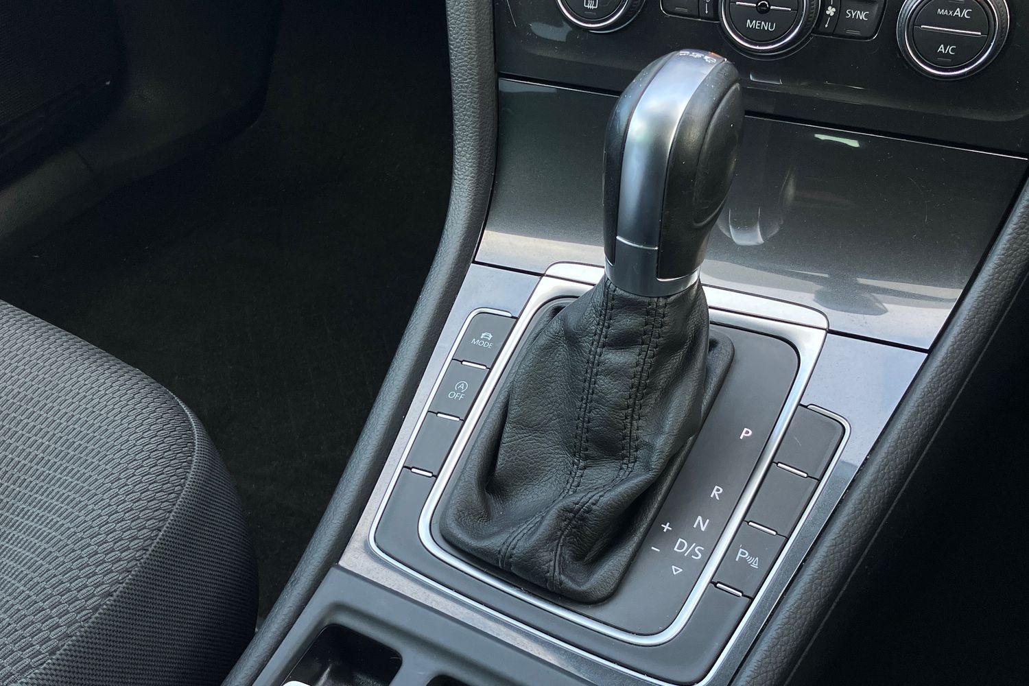 Used Volkswagen Golf 2020 for sale - 76902541: Photo 13