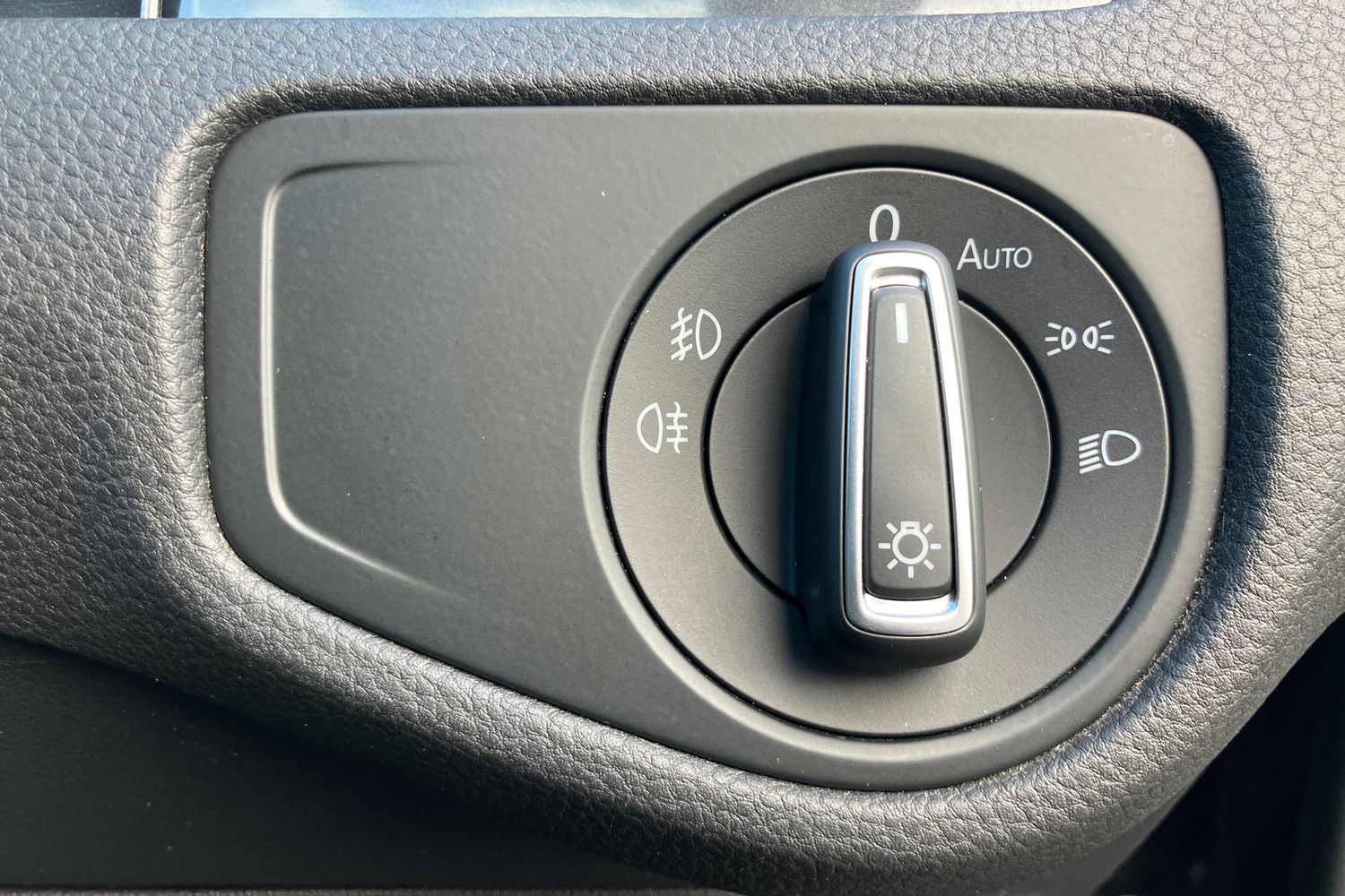 Used Volkswagen Golf 2020 for sale - 76902541: Photo 20