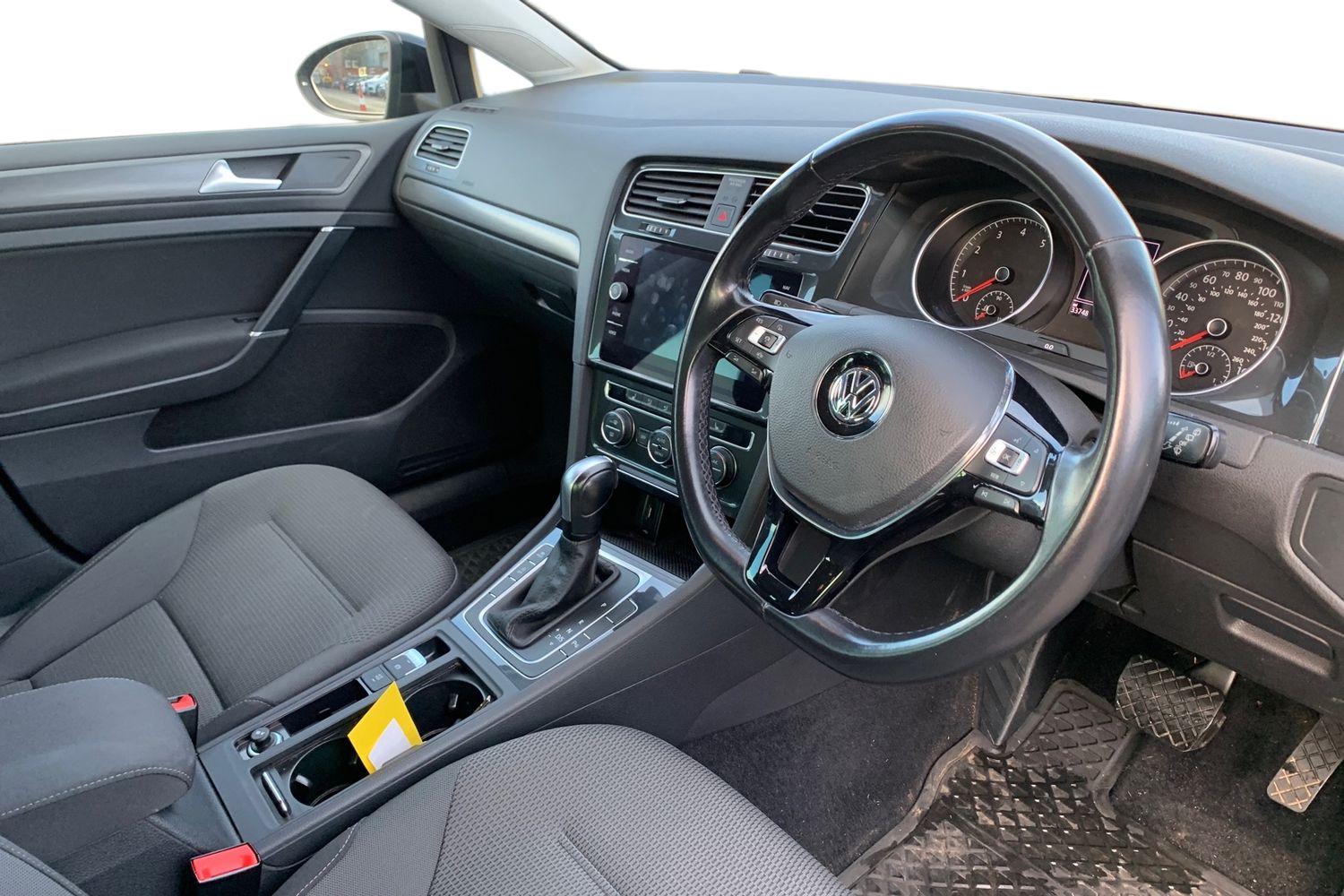 Used Volkswagen Golf 2020 for sale - 76902541: Photo 3