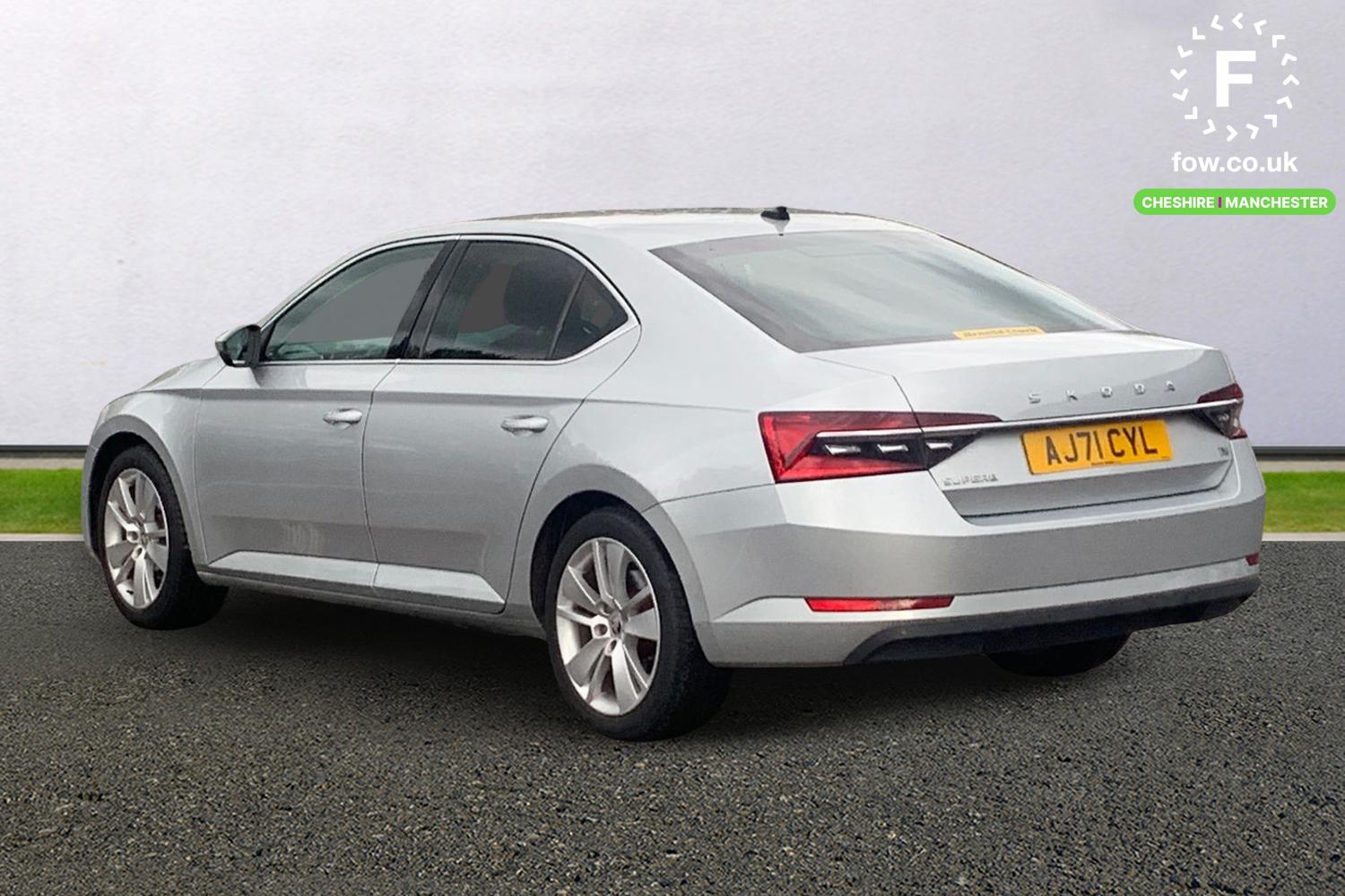 Used Skoda Superb 2021 for sale - 76346499: Photo 2