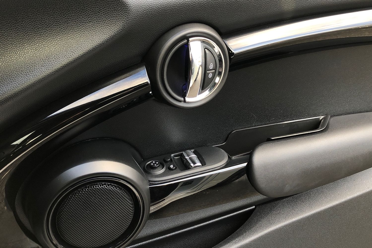 Used MINI Hatch 2019 for sale - 76739450: Photo 15