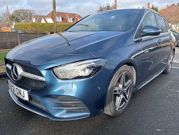 Used Mercedes-Benz B Class 2021 for sale - 77500900: Photo