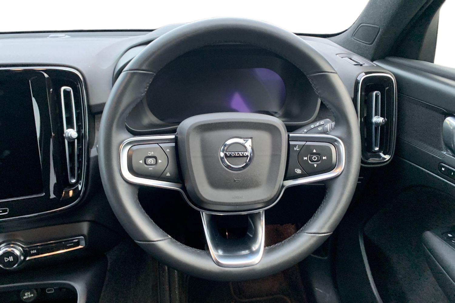 Used Volvo XC40 2022 for sale - 77390208: Photo 5