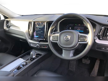 Used Volvo XC60 2022 for sale - 77179233: Photo