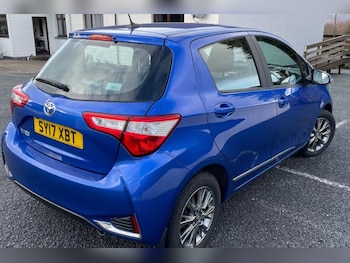 Used Toyota Yaris 2017 for sale - 78944452: Photo
