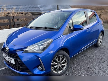 Used Toyota Yaris 2017 for sale - 78944452: Photo