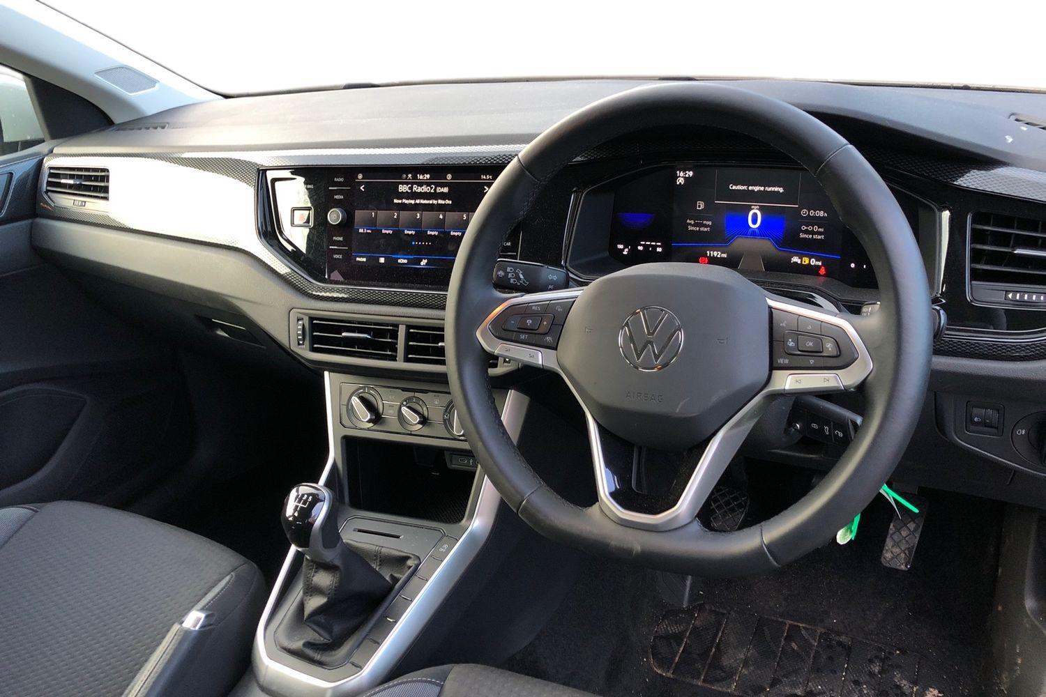 Used Volkswagen Polo 2024 for sale - 76503016: Photo 3