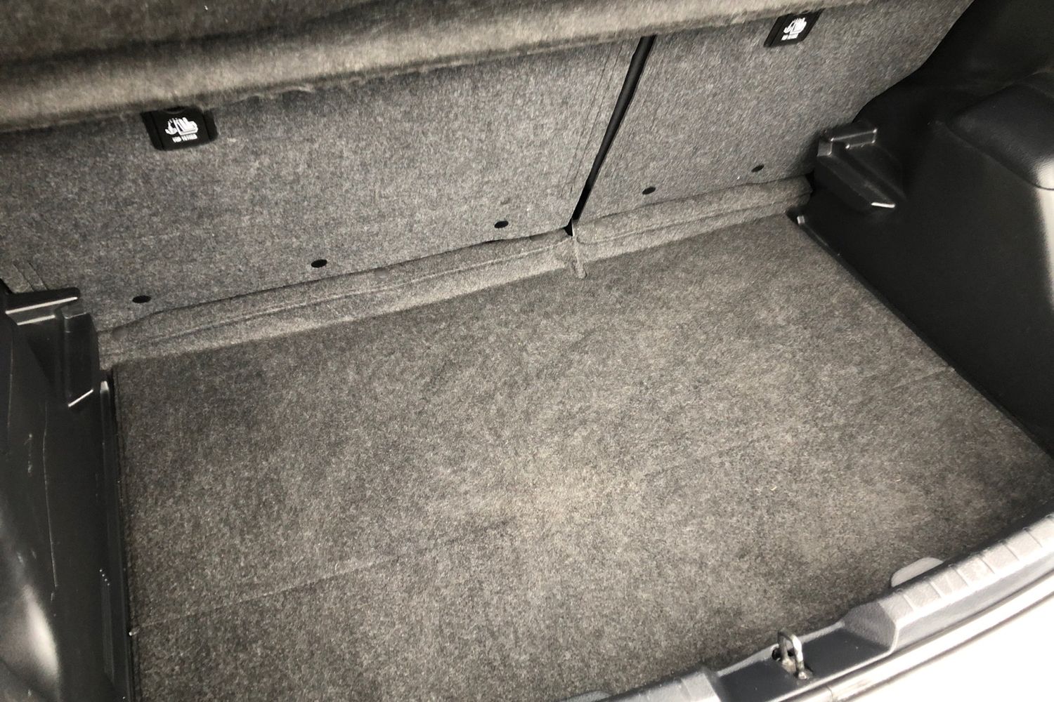 Used Toyota Yaris 2019 for sale - 77158875: Photo 17