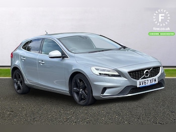 Used Volvo V40 2017 for sale - 79338411: Photo