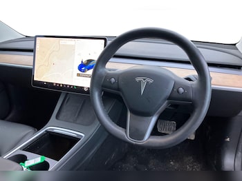 Used Tesla Model 3 2021 for sale - 76503007: Photo