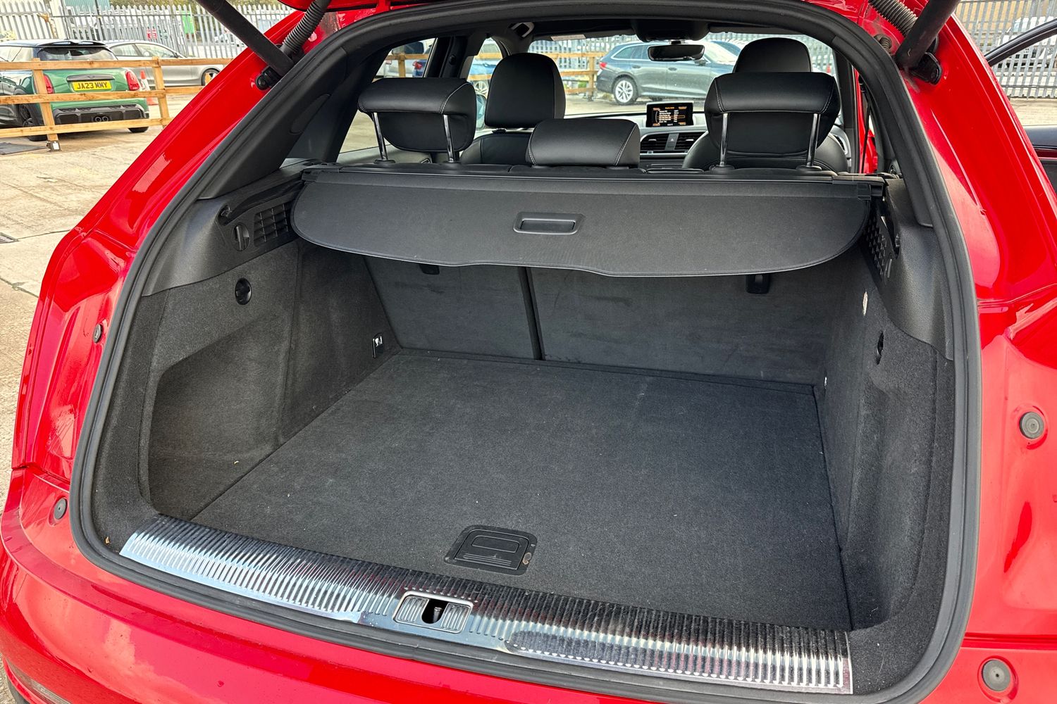 Used Audi Q3 2017 for sale - 76488395: Photo 15