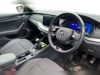 Used Skoda Octavia 2021 for sale - 76836224: Photo