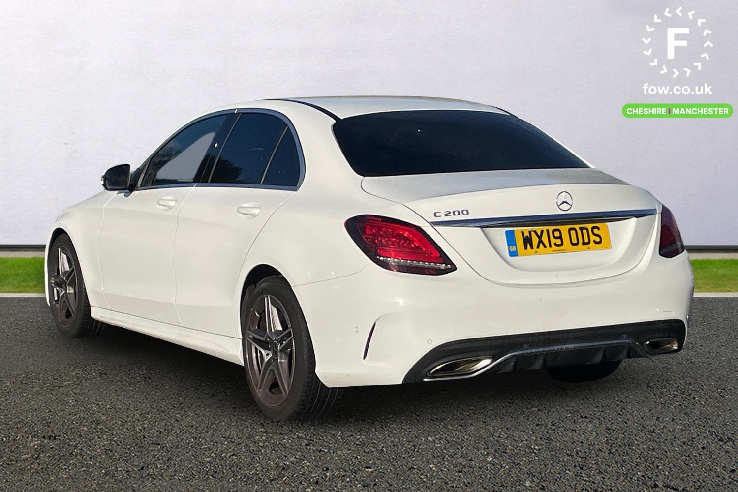 Used Mercedes-Benz C Class 2019 for sale - 76604149: Photo 2