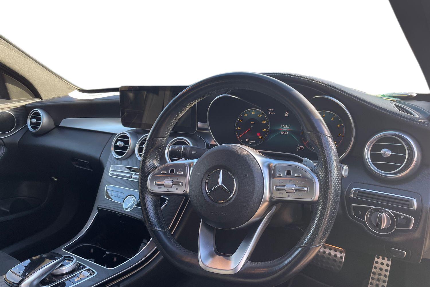 Used Mercedes-Benz C Class 2019 for sale - 76604149: Photo 3
