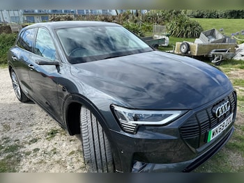 2019 - 300kW 55 Quattro 95kWh Launch Edition 5dr Auto