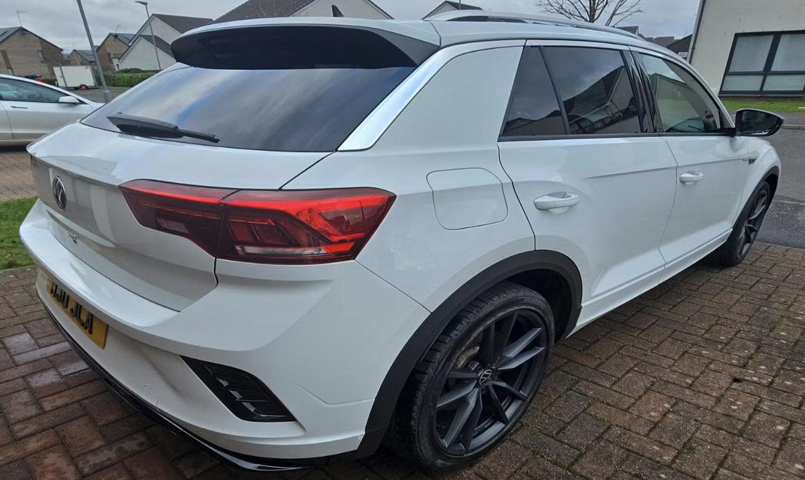 Used Volkswagen T-Roc 2021 for sale - 77862804: Photo 2